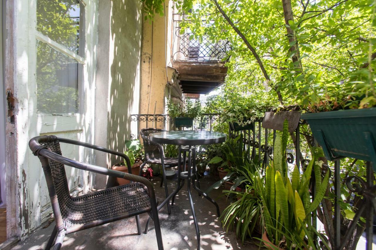 Private Apartment In The Center Of Old Tbilisi Buitenkant foto